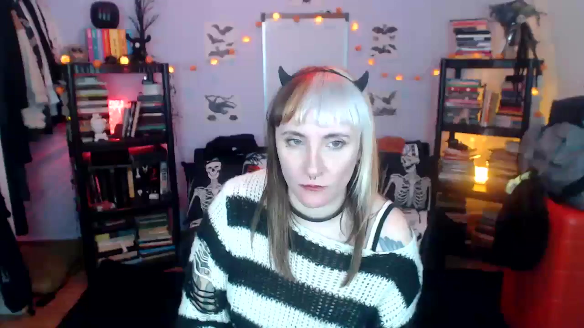 Gallery image thumbnail from AxeHallow's myfreecams stream on, 10/22/2024, 12:44 image 9 of 20