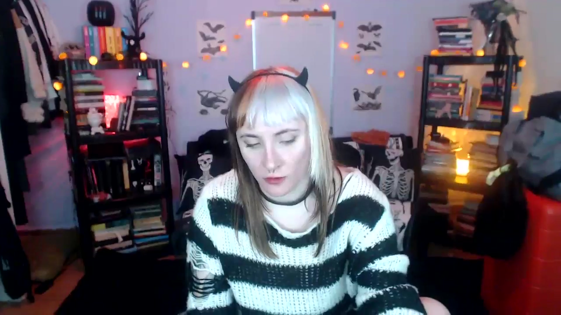 Gallery image thumbnail from AxeHallow's myfreecams stream on, 10/22/2024, 12:44 image 10 of 20
