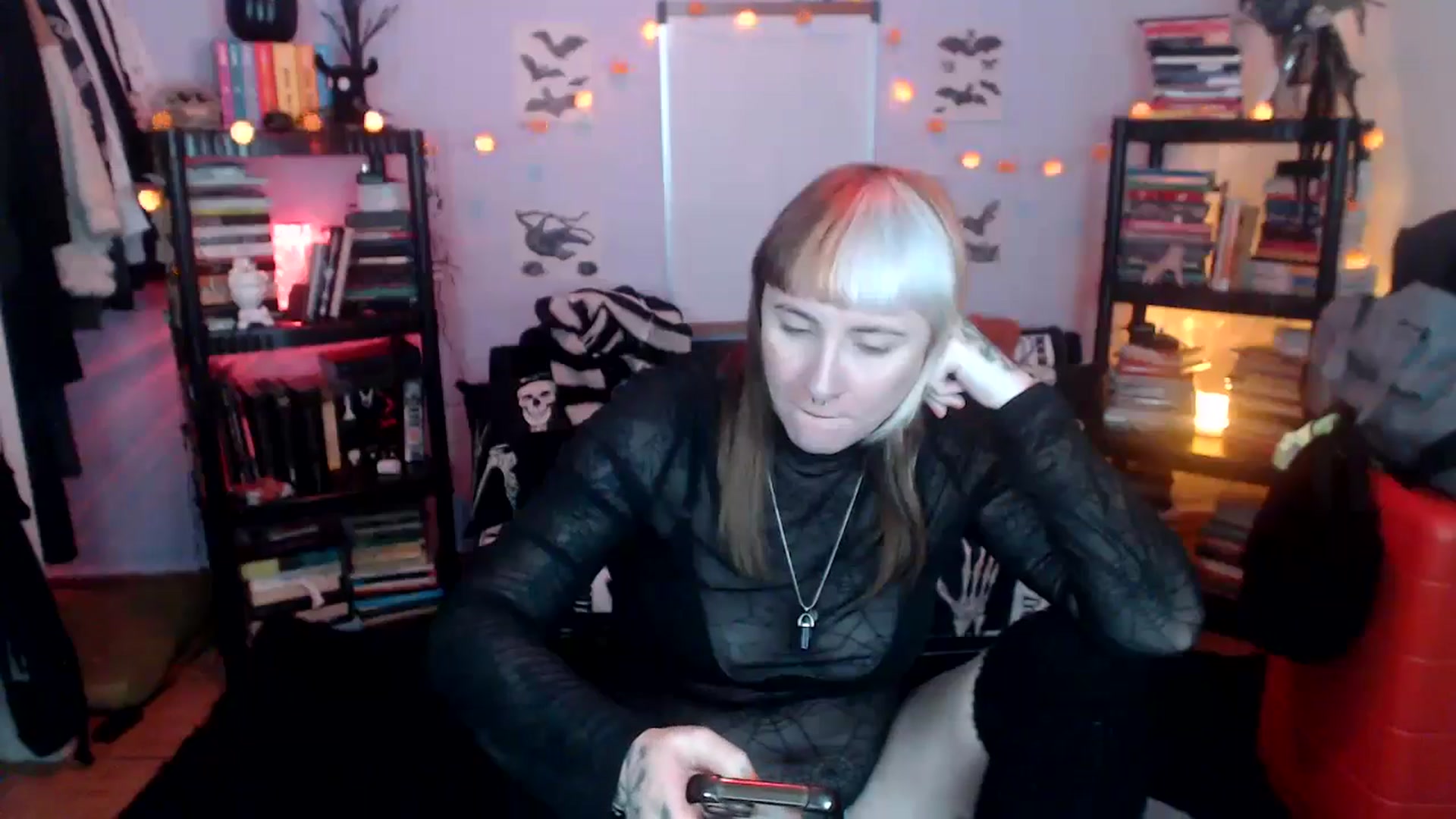 Gallery image thumbnail from AxeHallow's myfreecams stream on, 10/23/2024, 23:38 image 11 of 20