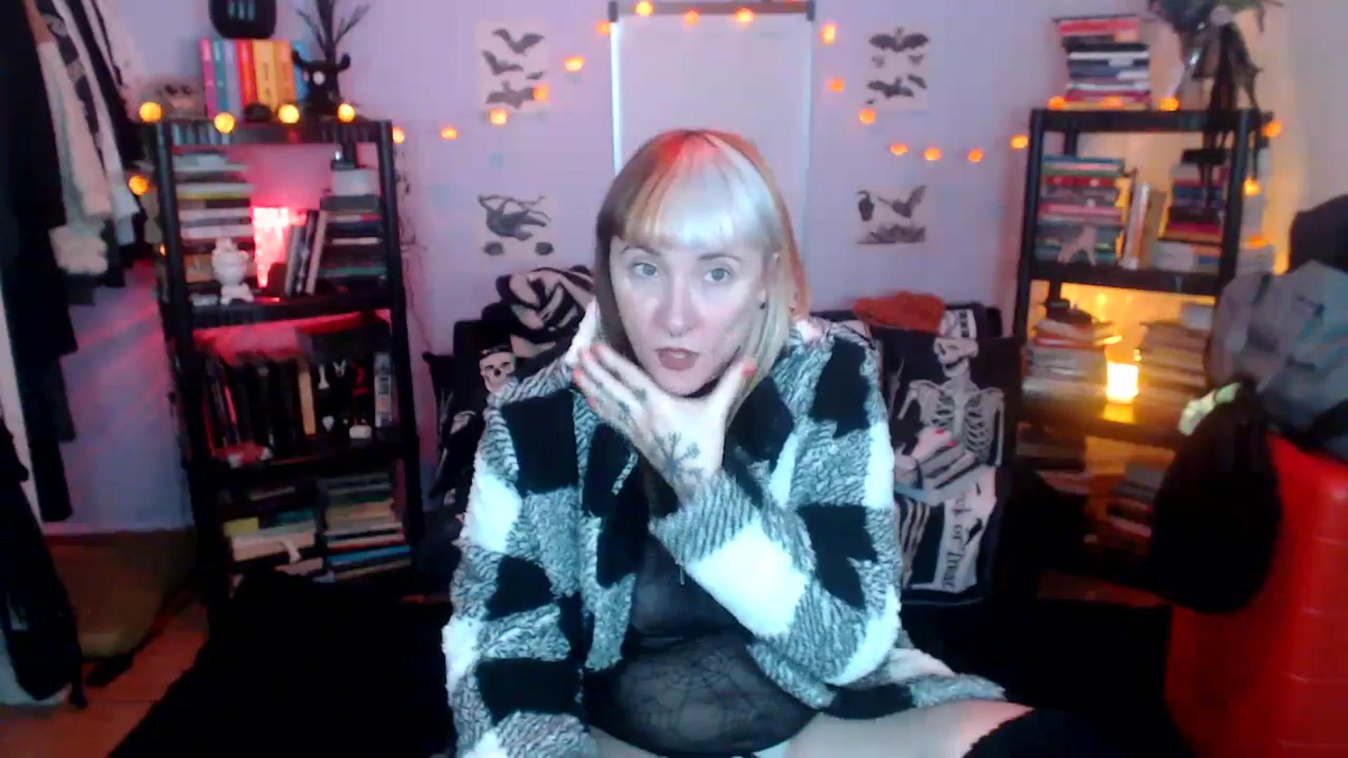 Gallery image thumbnail from AxeHallow's myfreecams stream on, 10/24/2024, 24:01 image 9 of 20