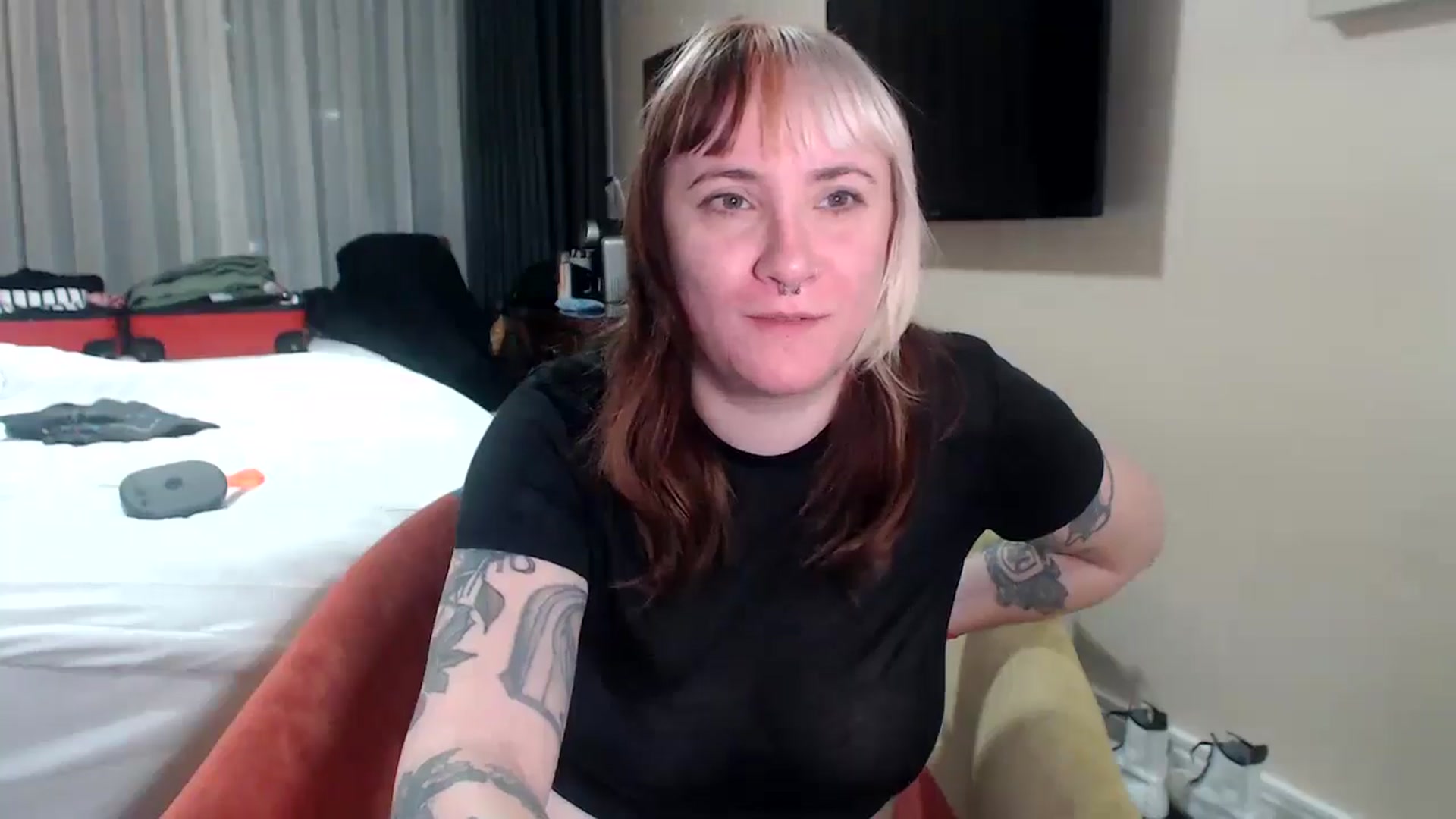 Gallery image thumbnail from AxeHallow's myfreecams stream on, 11/05/2024, 07:06 image 4 of 20
