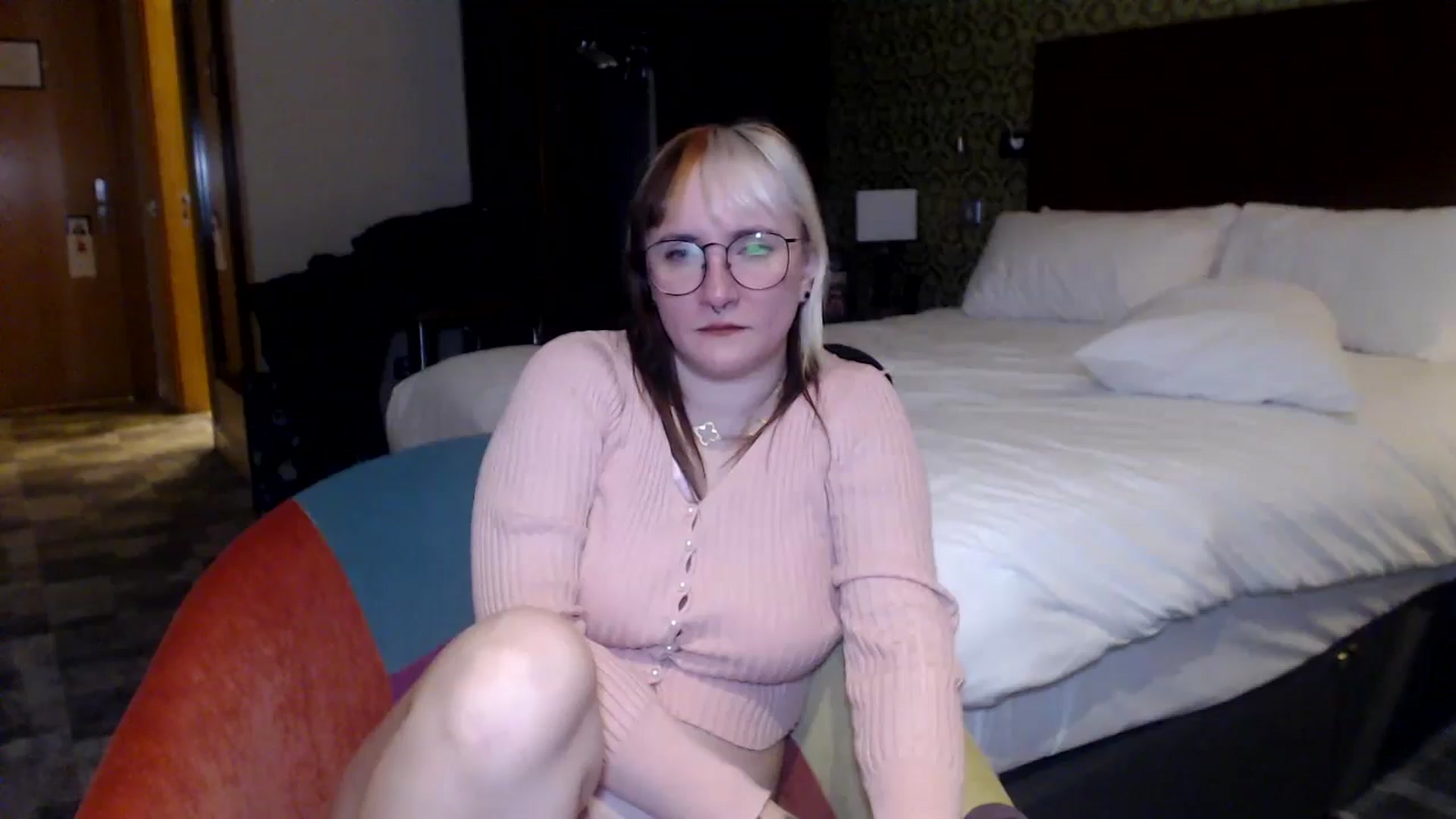 Gallery image thumbnail from AxeHallow's myfreecams stream on, 11/05/2024, 23:46 image 18 of 20