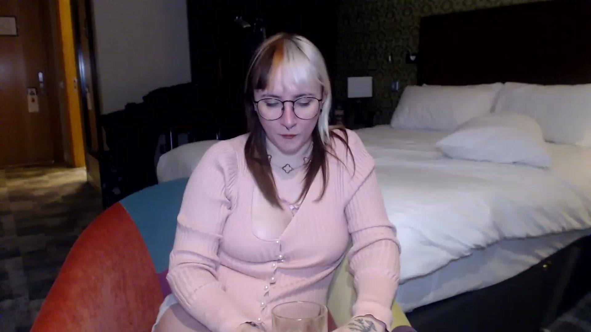 Gallery image thumbnail from AxeHallow's myfreecams stream on, 11/05/2024, 23:46 image 16 of 20