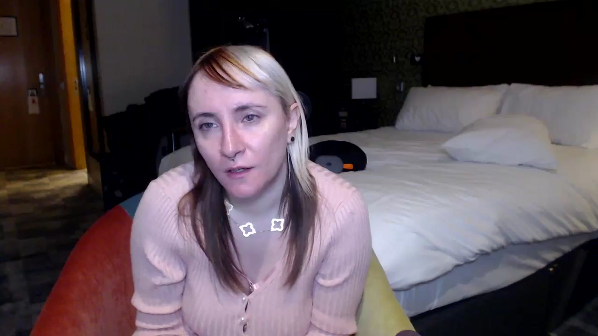 Gallery image thumbnail from AxeHallow's myfreecams stream on, 11/05/2024, 23:46 image 20 of 20