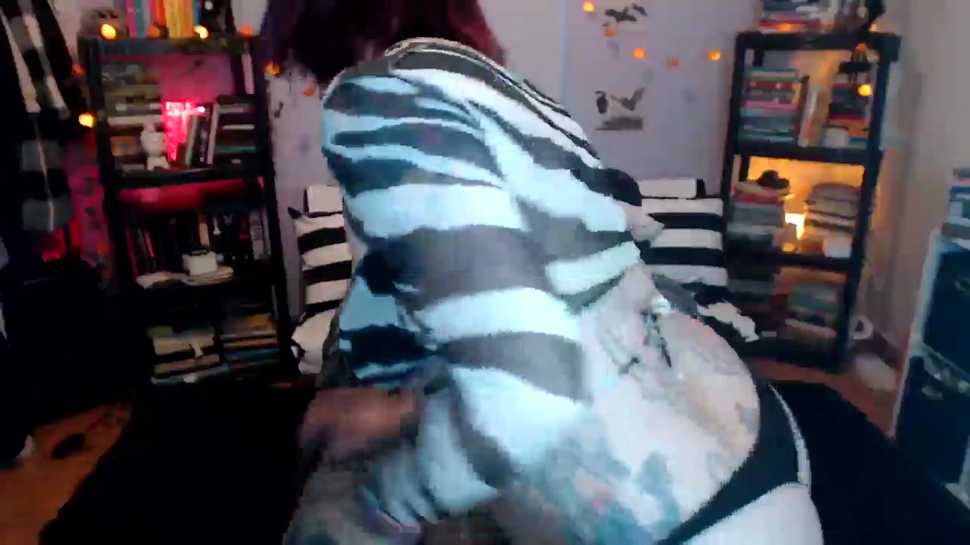 Gallery image thumbnail from AxeHallow's myfreecams stream on, 12/11/2024, 01:00 image 13 of 20
