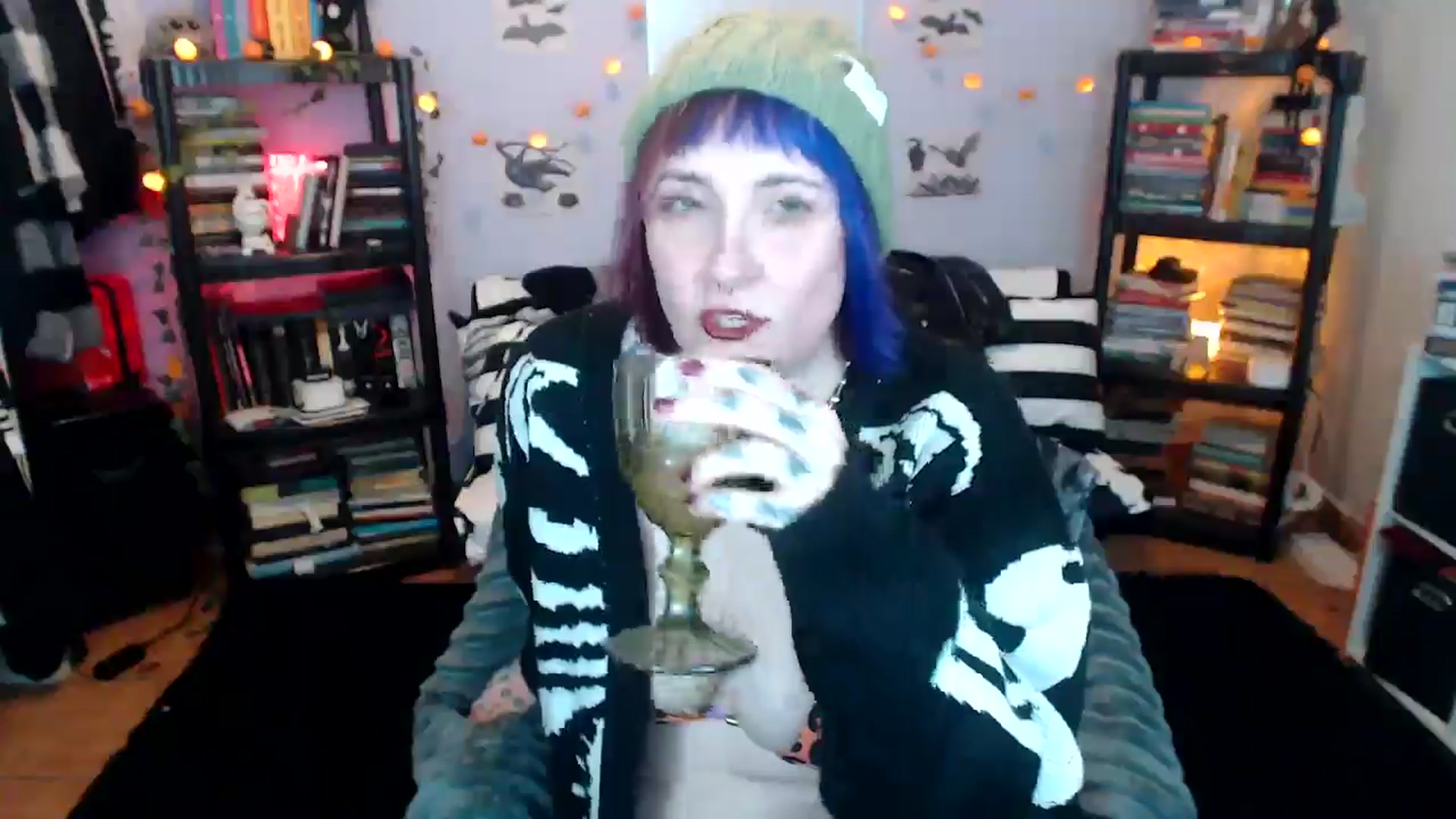 Gallery image thumbnail from AxeHallow's myfreecams stream on, 12/13/2024, 06:40 image 8 of 20