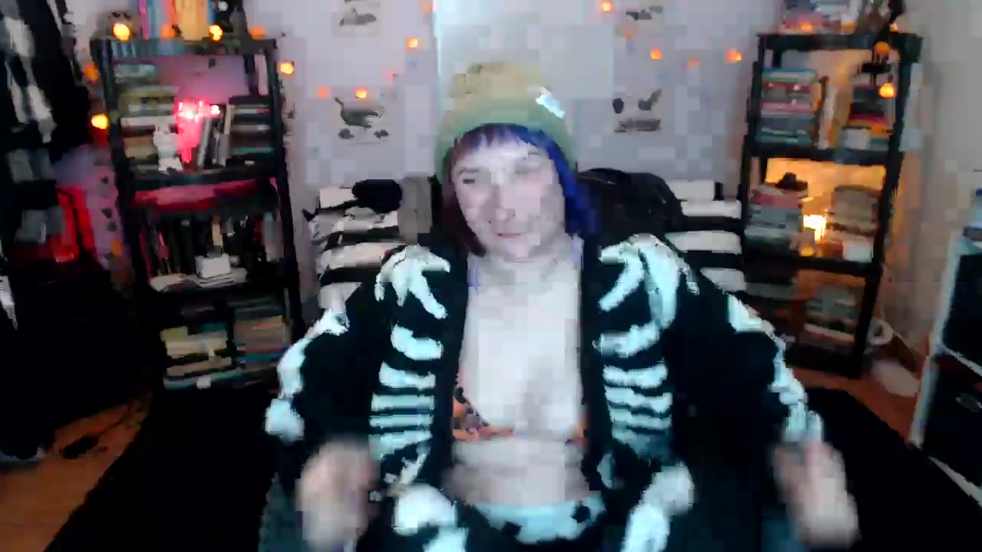 Gallery image thumbnail from AxeHallow's myfreecams stream on, 12/13/2024, 06:40 image 9 of 20
