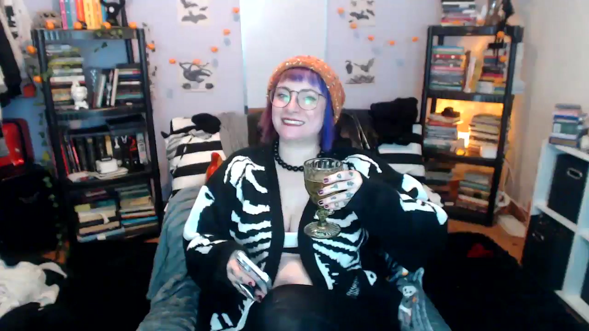 Gallery image thumbnail from AxeHallow's myfreecams stream on, 12/16/2024, 02:45 image 20 of 20