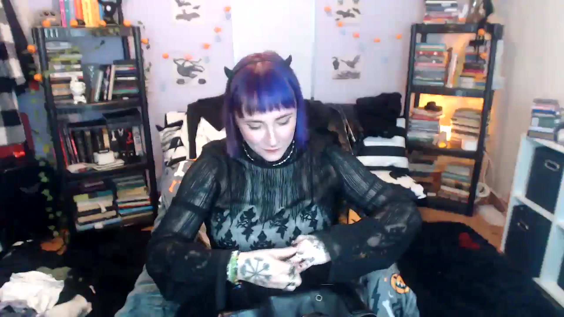 Gallery image thumbnail from AxeHallow's myfreecams stream on, 12/19/2024, 01:46 image 7 of 20