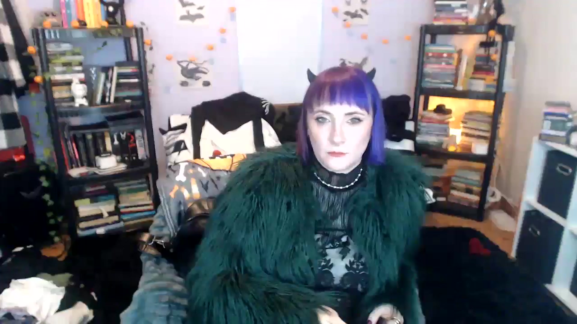 Gallery image thumbnail from AxeHallow's myfreecams stream on, 12/19/2024, 01:46 image 18 of 20