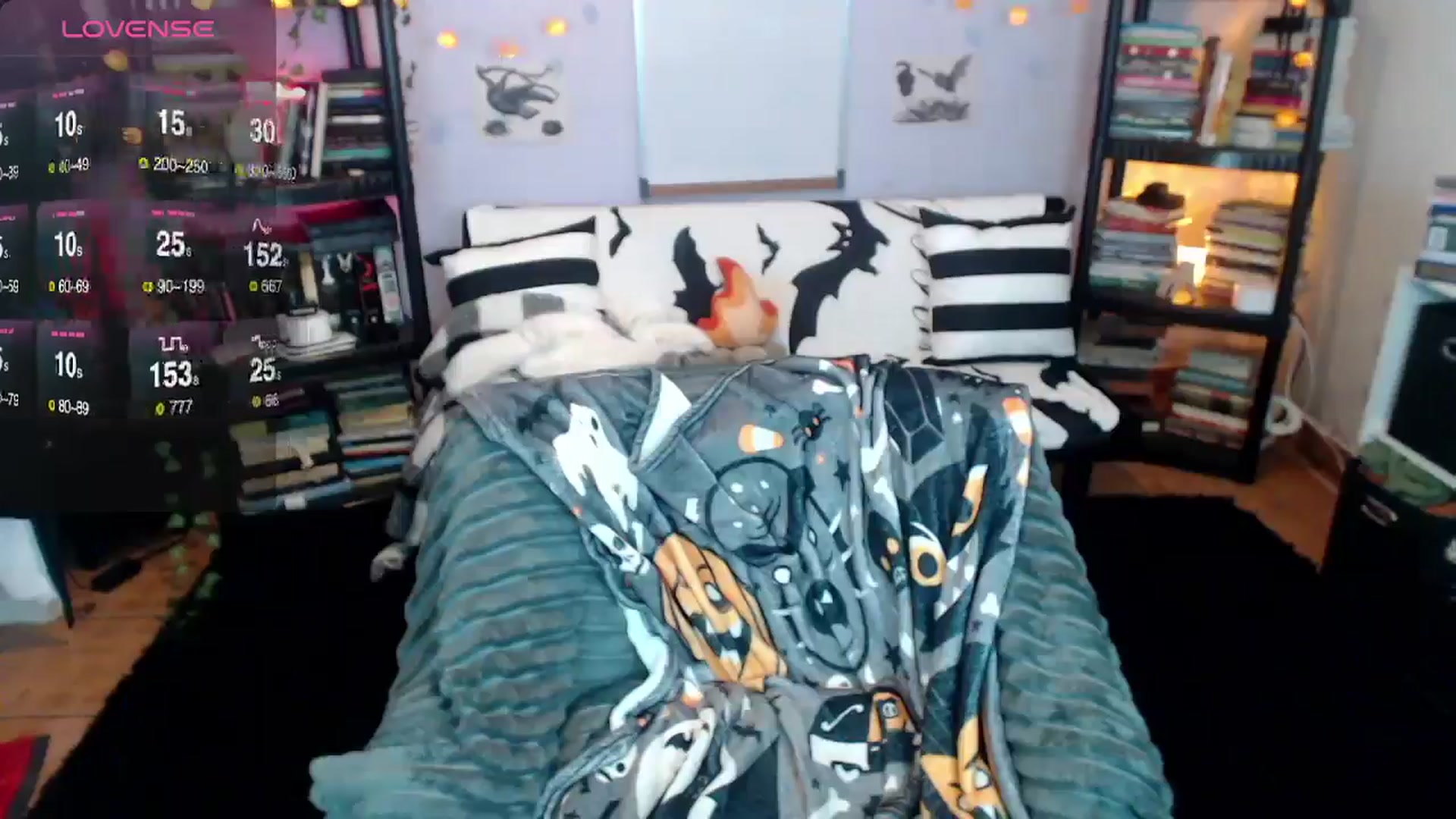 Gallery image thumbnail from AxeHallow's myfreecams stream on, 12/29/2024, 10:58 image 13 of 20