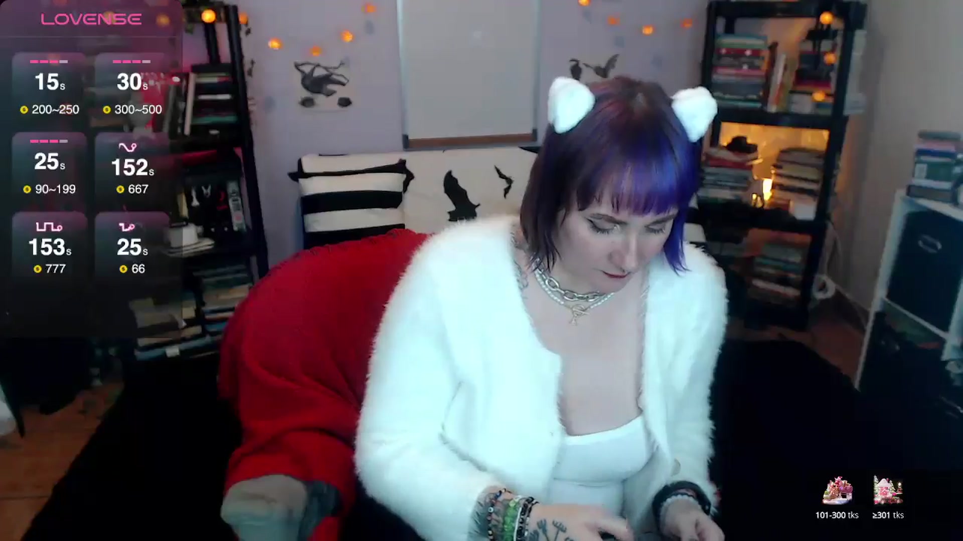 Gallery image thumbnail from AxeHallow's myfreecams stream on, 01/05/2025, 04:33 image 14 of 20