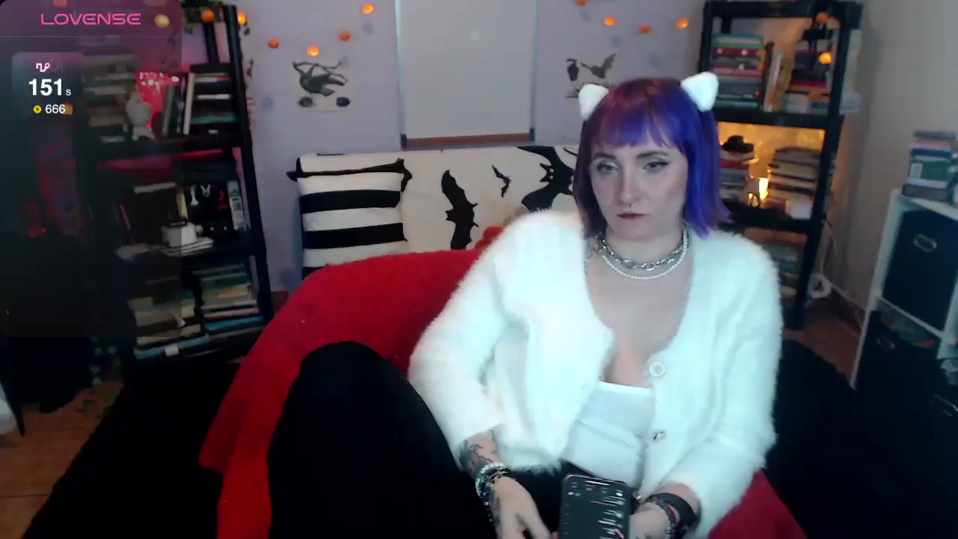 Gallery image thumbnail from AxeHallow's myfreecams stream on, 01/05/2025, 04:33 image 16 of 20