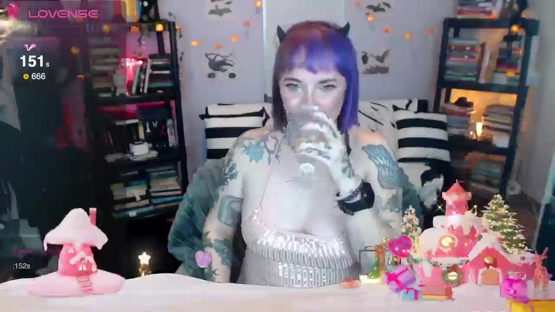 Gallery image thumbnail from AxeHallow's myfreecams stream on, 01/08/2025, 05:13 image 5 of 20