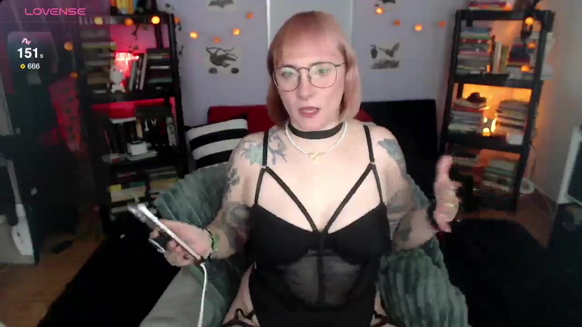 Gallery image thumbnail from AxeHallow's myfreecams stream on, 01/17/2025, 05:54 image 3 of 20
