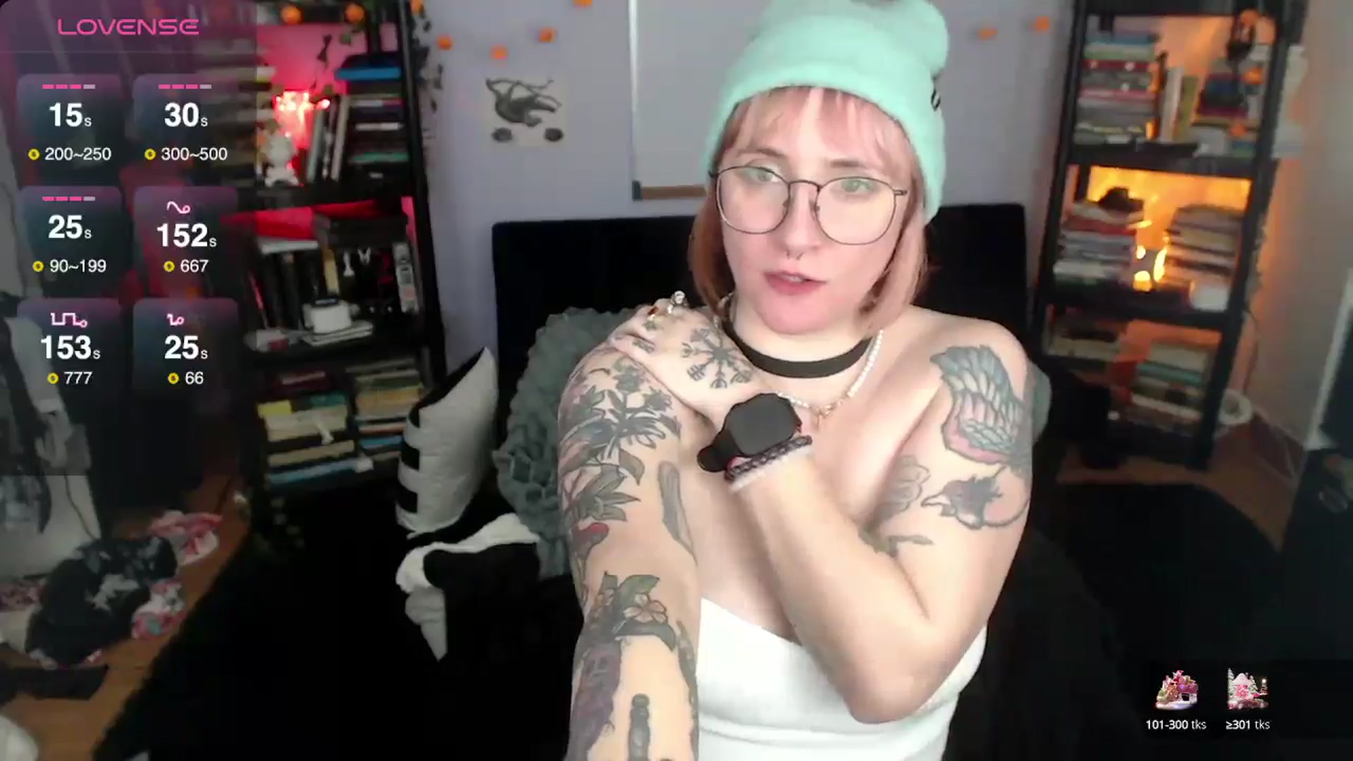 Gallery image thumbnail from AxeHallow's myfreecams stream on, 01/17/2025, 12:44 image 17 of 20