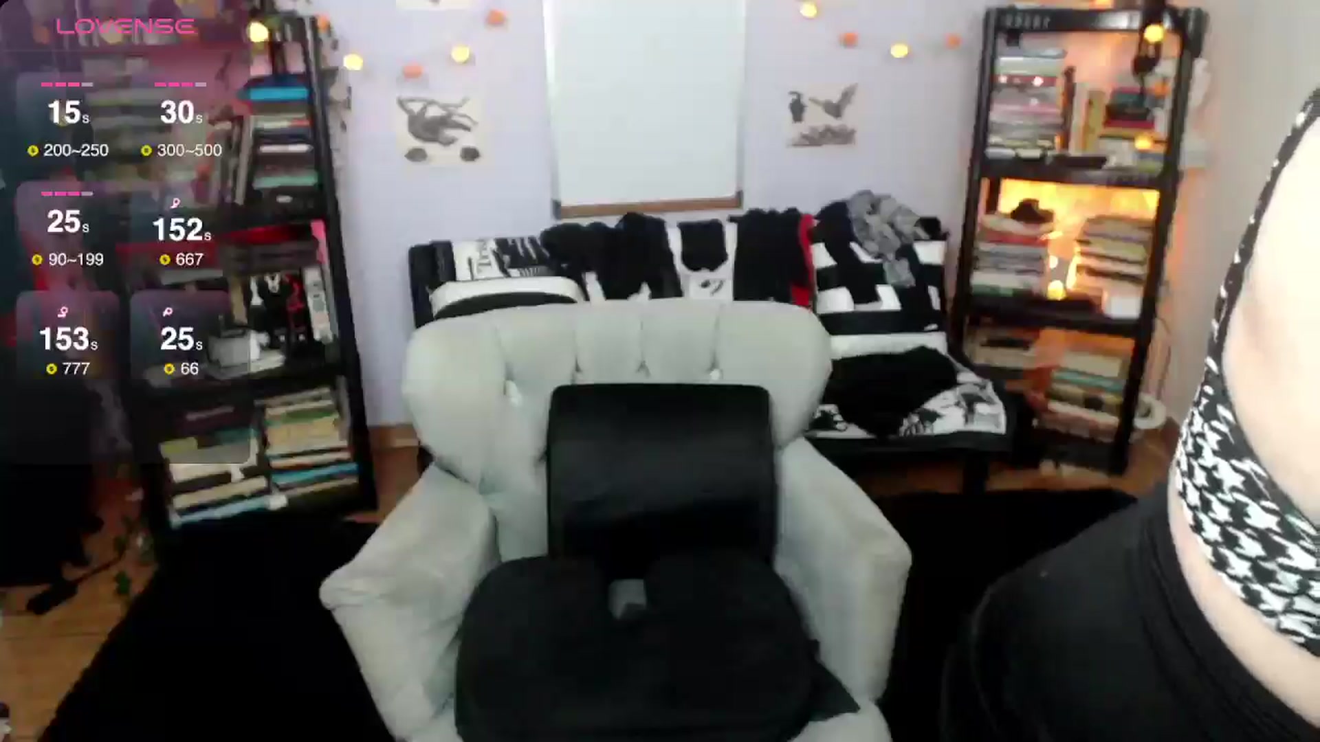 Gallery image thumbnail from AxeHallow's myfreecams stream on, 01/22/2025, 03:53 image 14 of 20