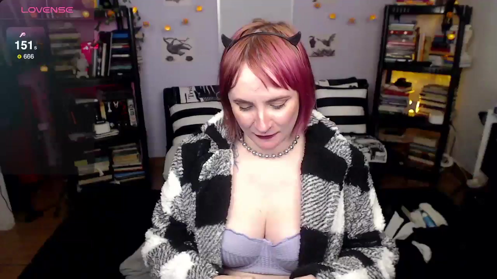 Gallery image thumbnail from AxeHallow's myfreecams stream on, 01/28/2025, 02:05 image 16 of 20