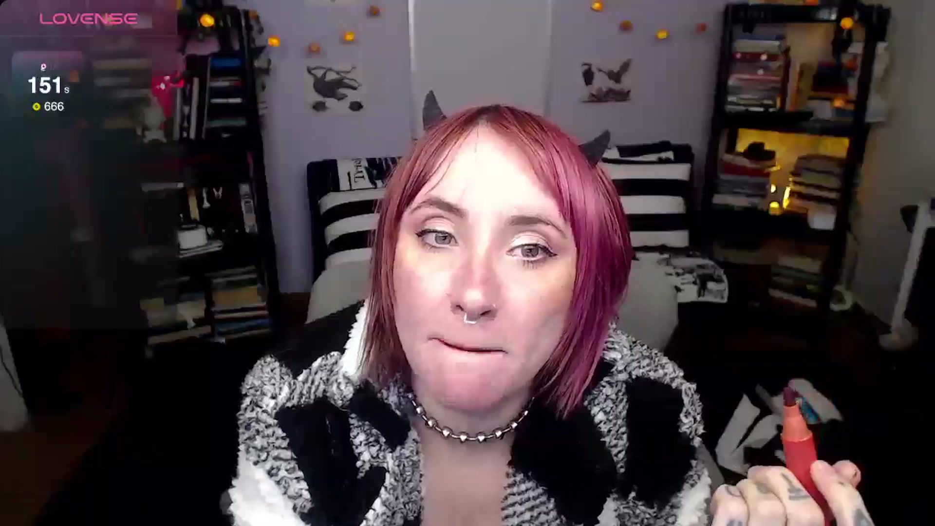 Gallery image thumbnail from AxeHallow's myfreecams stream on, 01/28/2025, 02:05 image 15 of 20