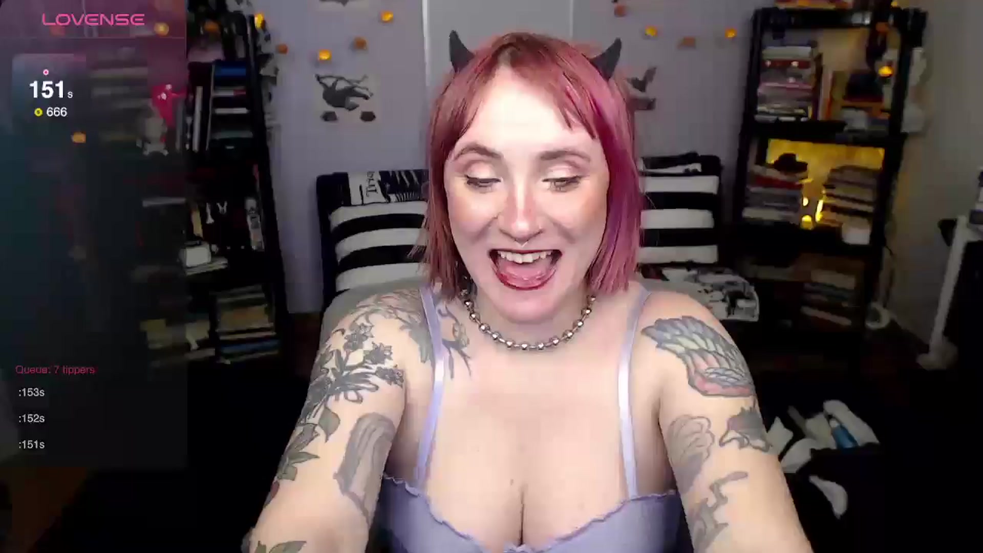 Gallery image thumbnail from AxeHallow's myfreecams stream on, 01/28/2025, 02:05 image 4 of 20