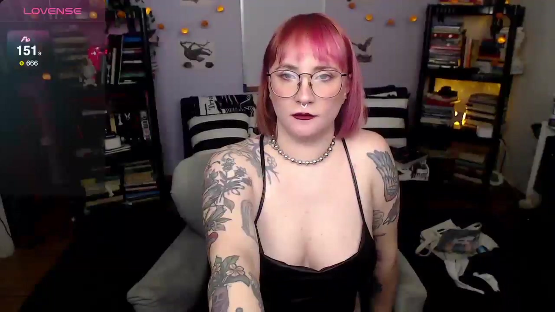 Gallery image thumbnail from AxeHallow's myfreecams stream on, 01/31/2025, 01:07 image 2 of 20