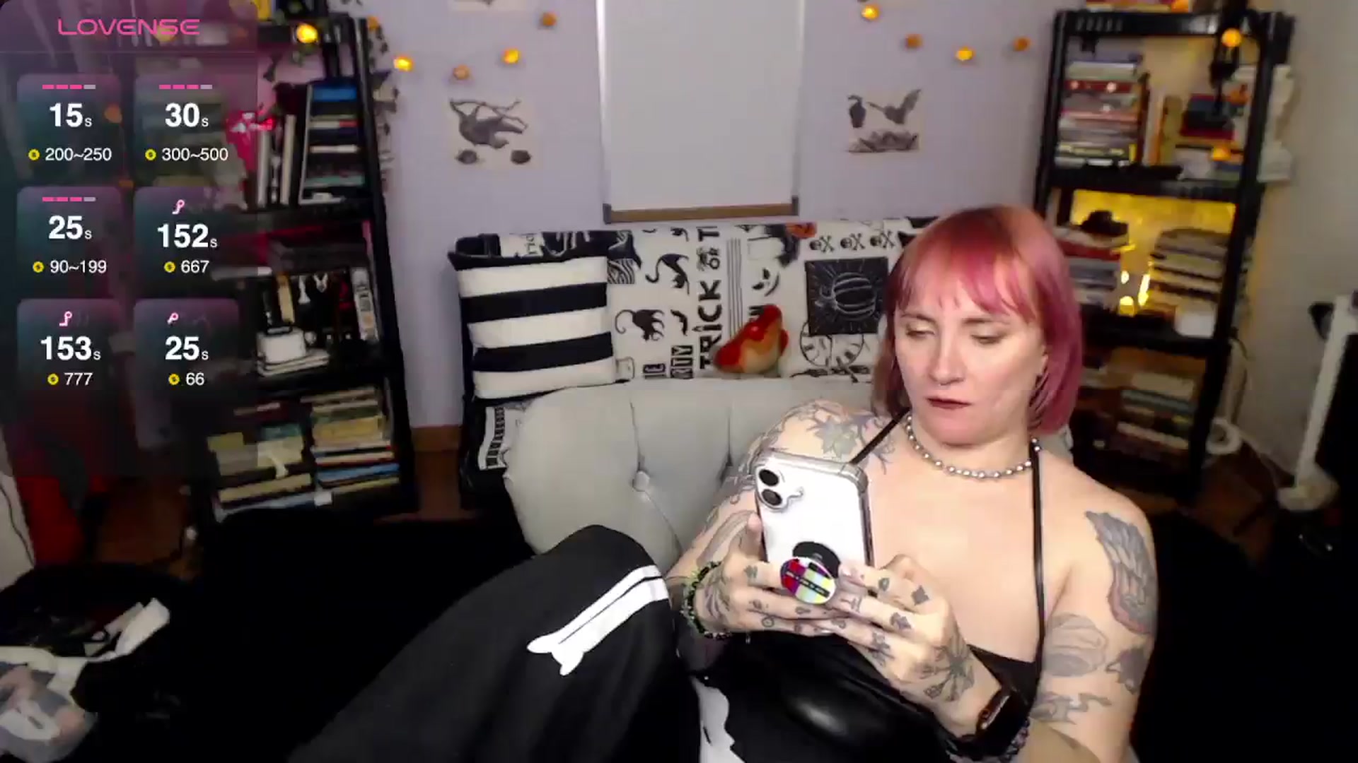 Gallery image thumbnail from AxeHallow's myfreecams stream on, 01/31/2025, 09:56 image 4 of 20