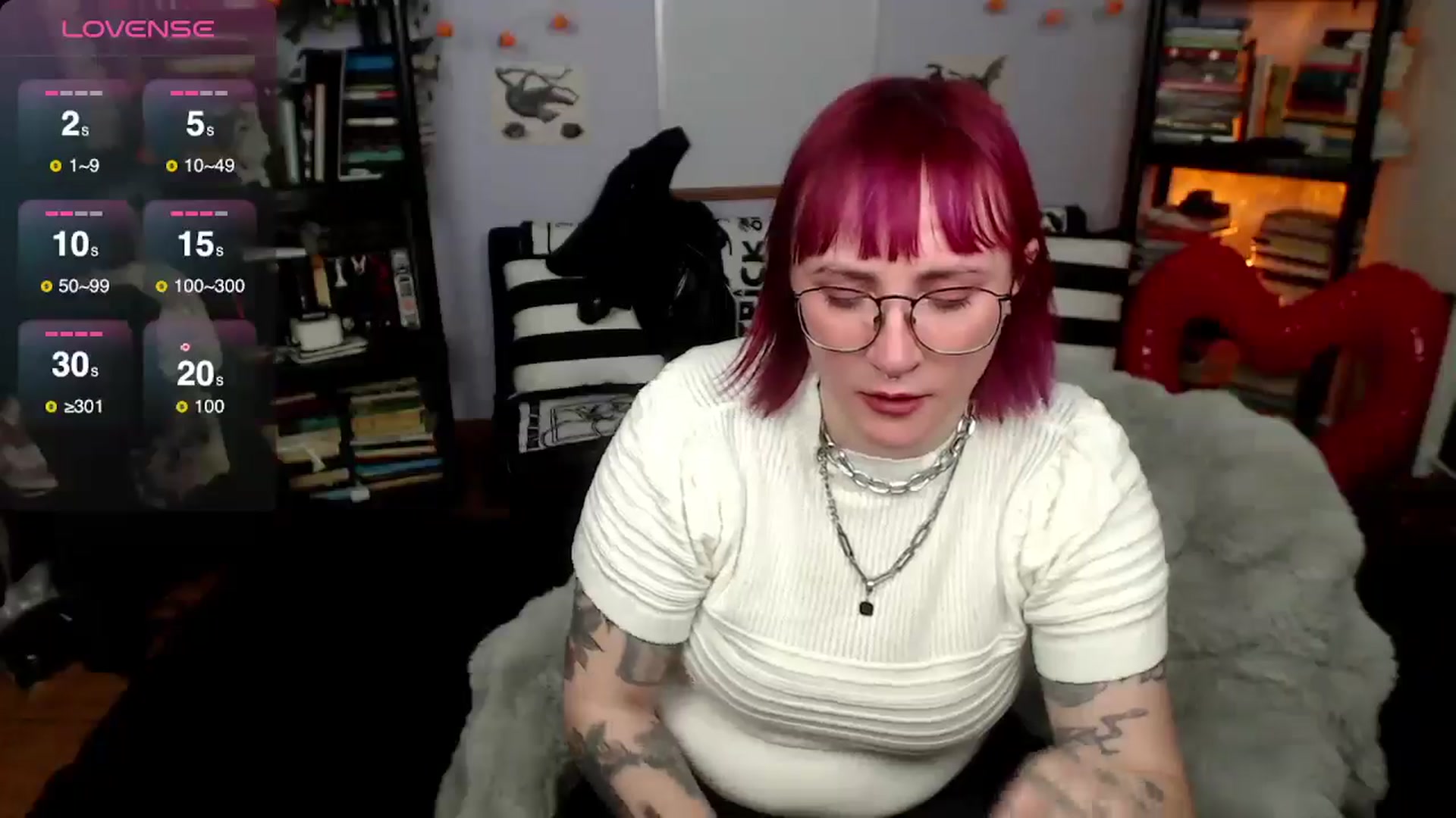 Gallery image thumbnail from AxeHallow's myfreecams stream on, 02/25/2025, 06:18 image 11 of 20