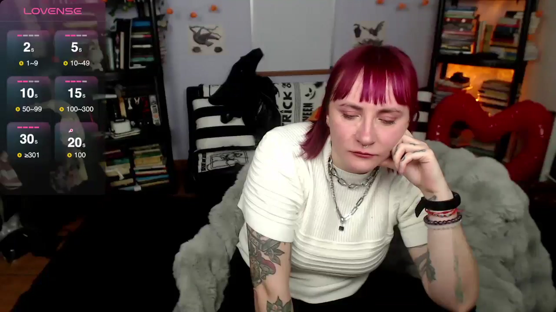 Gallery image thumbnail from AxeHallow's myfreecams stream on, 02/25/2025, 06:18 image 17 of 20