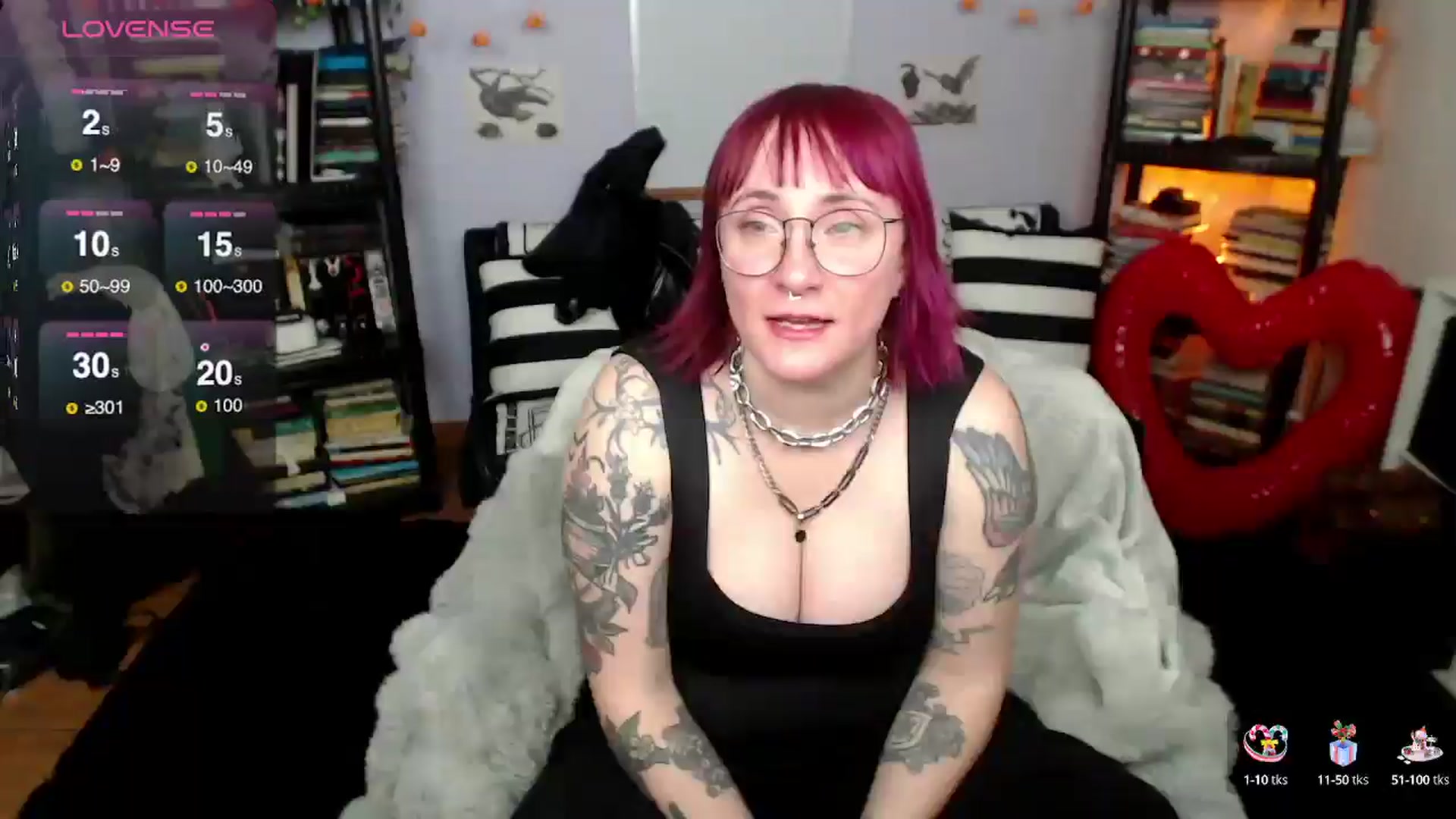 Gallery image thumbnail from AxeHallow's myfreecams stream on, 02/25/2025, 06:51 image 20 of 20