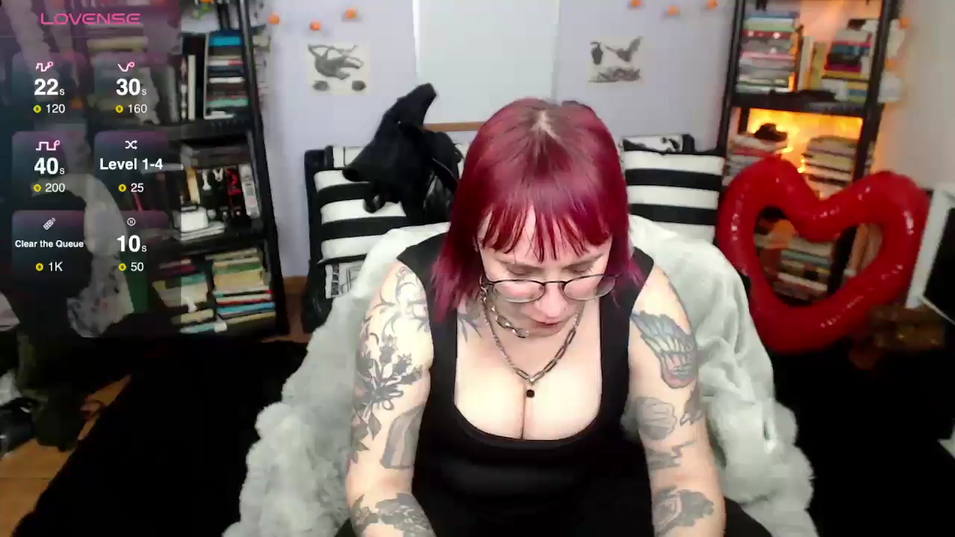 Gallery image thumbnail from AxeHallow's myfreecams stream on, 02/25/2025, 06:51 image 19 of 20