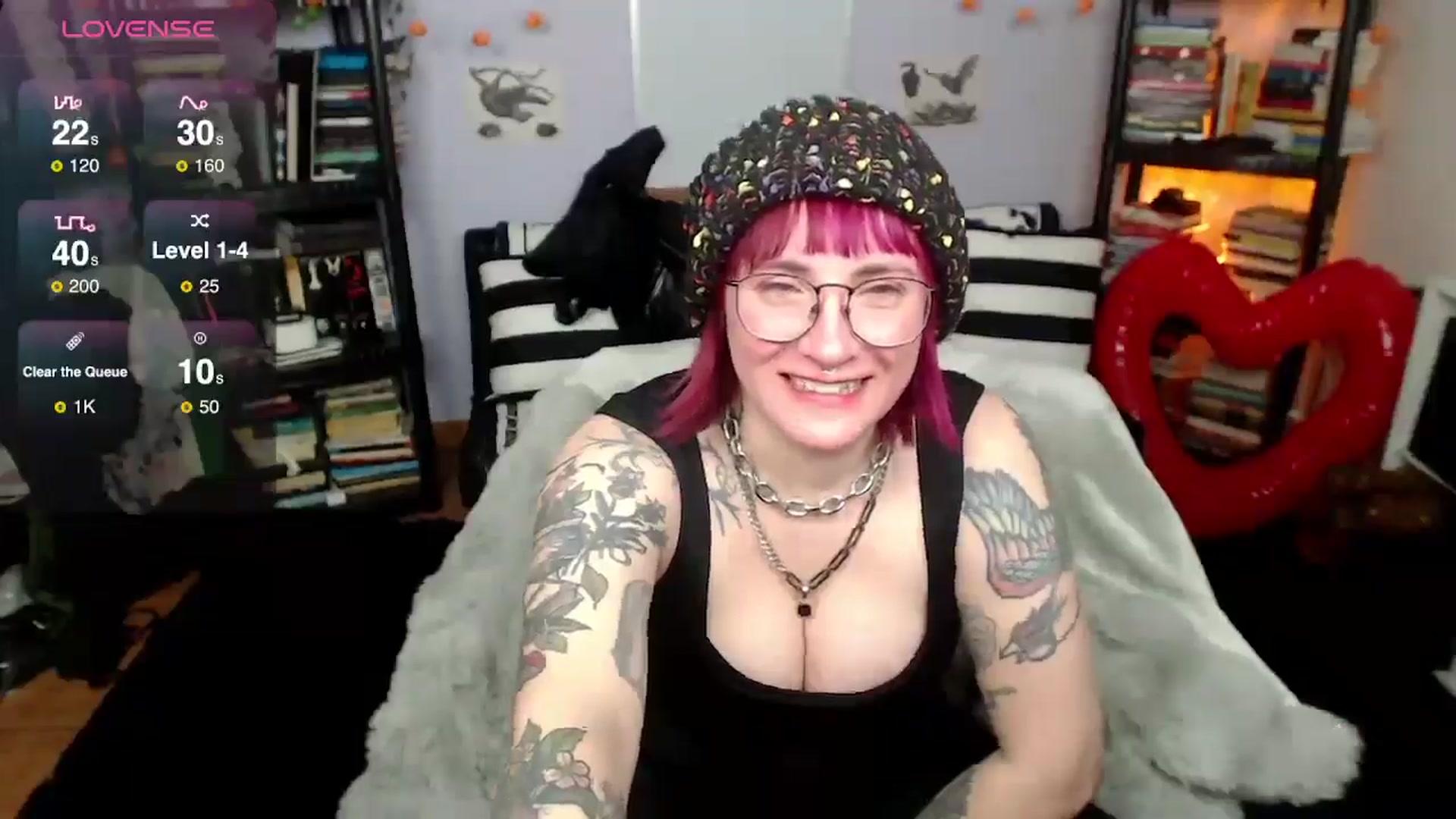 Gallery image thumbnail from AxeHallow's myfreecams stream on, 02/25/2025, 06:51 image 9 of 20