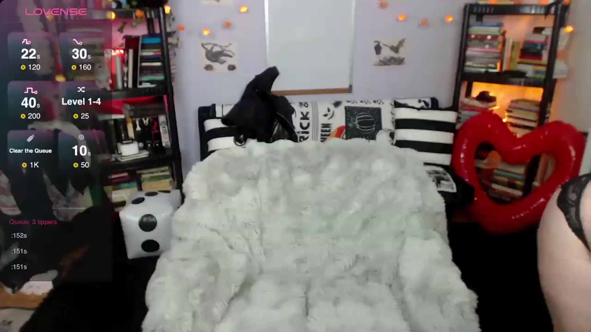 Gallery image thumbnail from AxeHallow's myfreecams stream on, 03/01/2025, 24:01 image 3 of 20