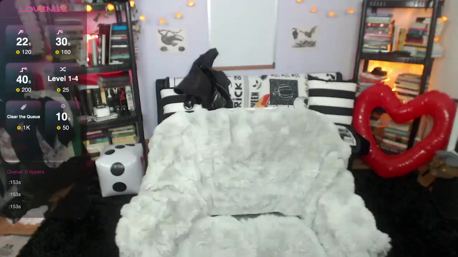 Gallery image thumbnail from AxeHallow's myfreecams stream on, 03/01/2025, 24:01 image 18 of 20