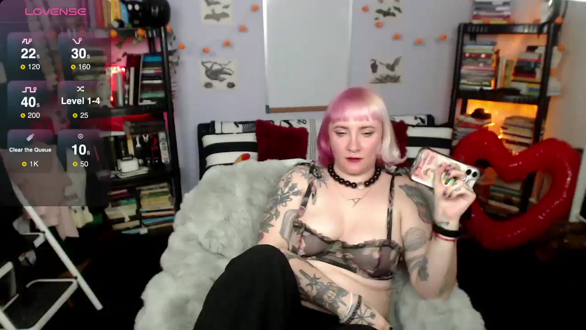 Gallery image thumbnail from AxeHallow's myfreecams stream on, 03/05/2025, 03:36 image 8 of 20