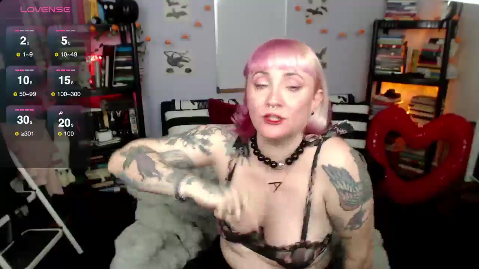 Gallery image thumbnail from AxeHallow's myfreecams stream on, 03/05/2025, 03:36 image 20 of 20