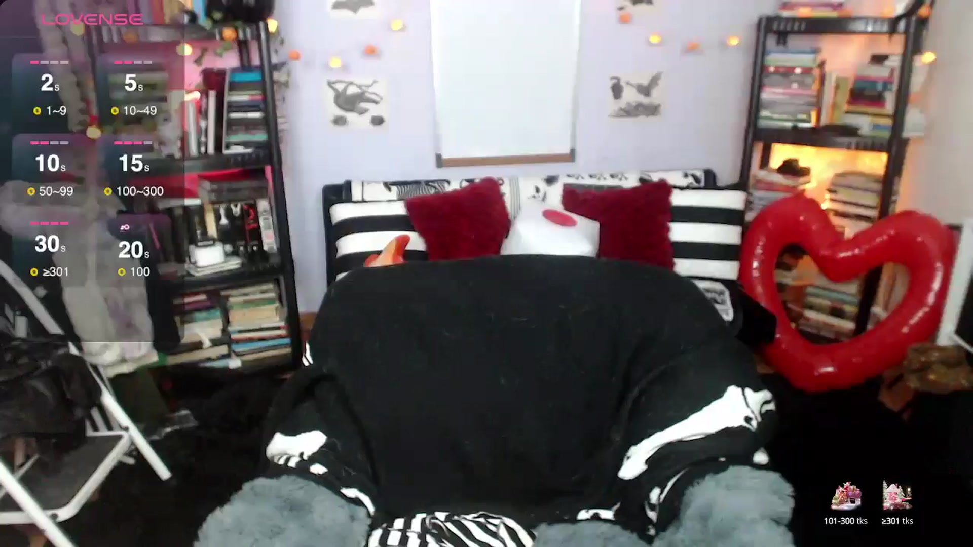 Gallery image thumbnail from AxeHallow's myfreecams stream on, 03/19/2025, 03:02 image 18 of 20