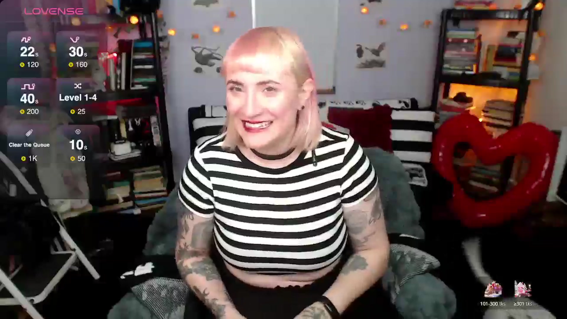 Gallery image thumbnail from AxeHallow's myfreecams stream on, 03/19/2025, 03:02 image 5 of 20