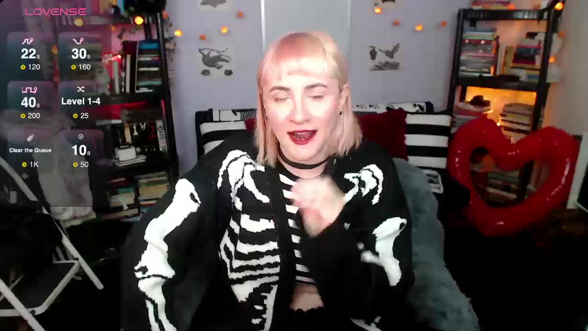 Gallery image thumbnail from AxeHallow's myfreecams stream on, 03/19/2025, 03:02 image 2 of 20
