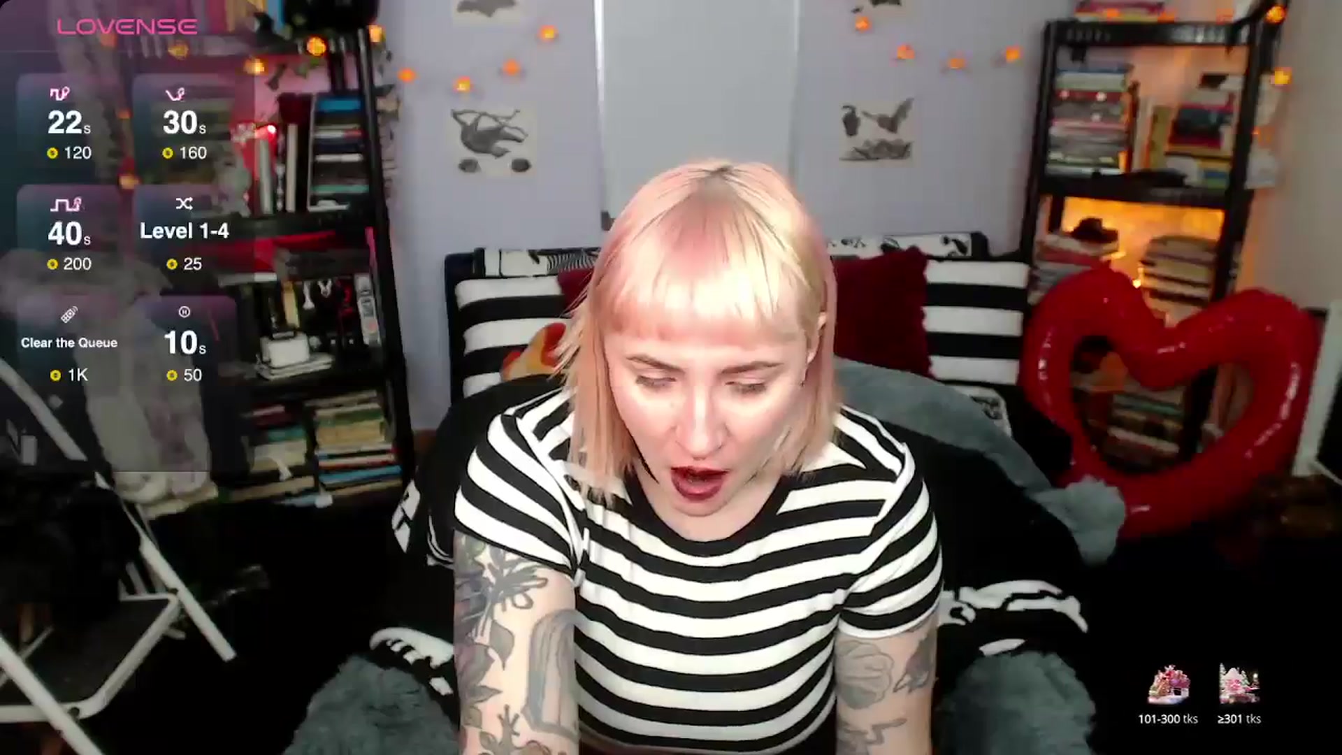 Gallery image thumbnail from AxeHallow's myfreecams stream on, 03/19/2025, 03:02 image 20 of 20