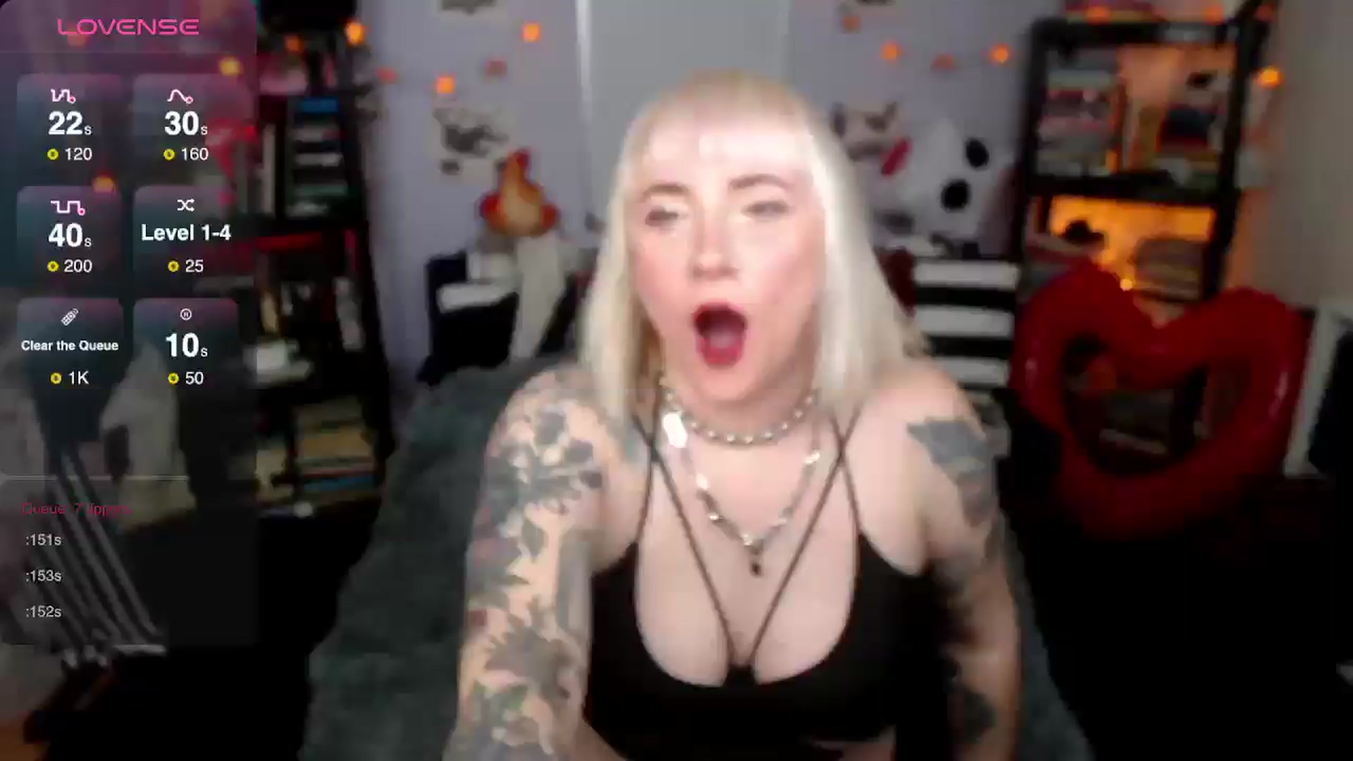 Gallery image thumbnail from AxeHallow's myfreecams stream on, 03/23/2025, 21:59 image 15 of 20
