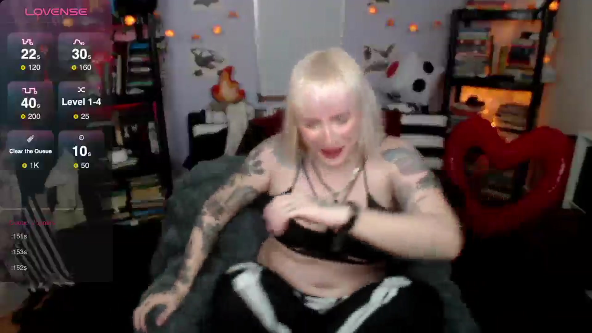 Gallery image thumbnail from AxeHallow's myfreecams stream on, 03/23/2025, 21:59 image 19 of 20