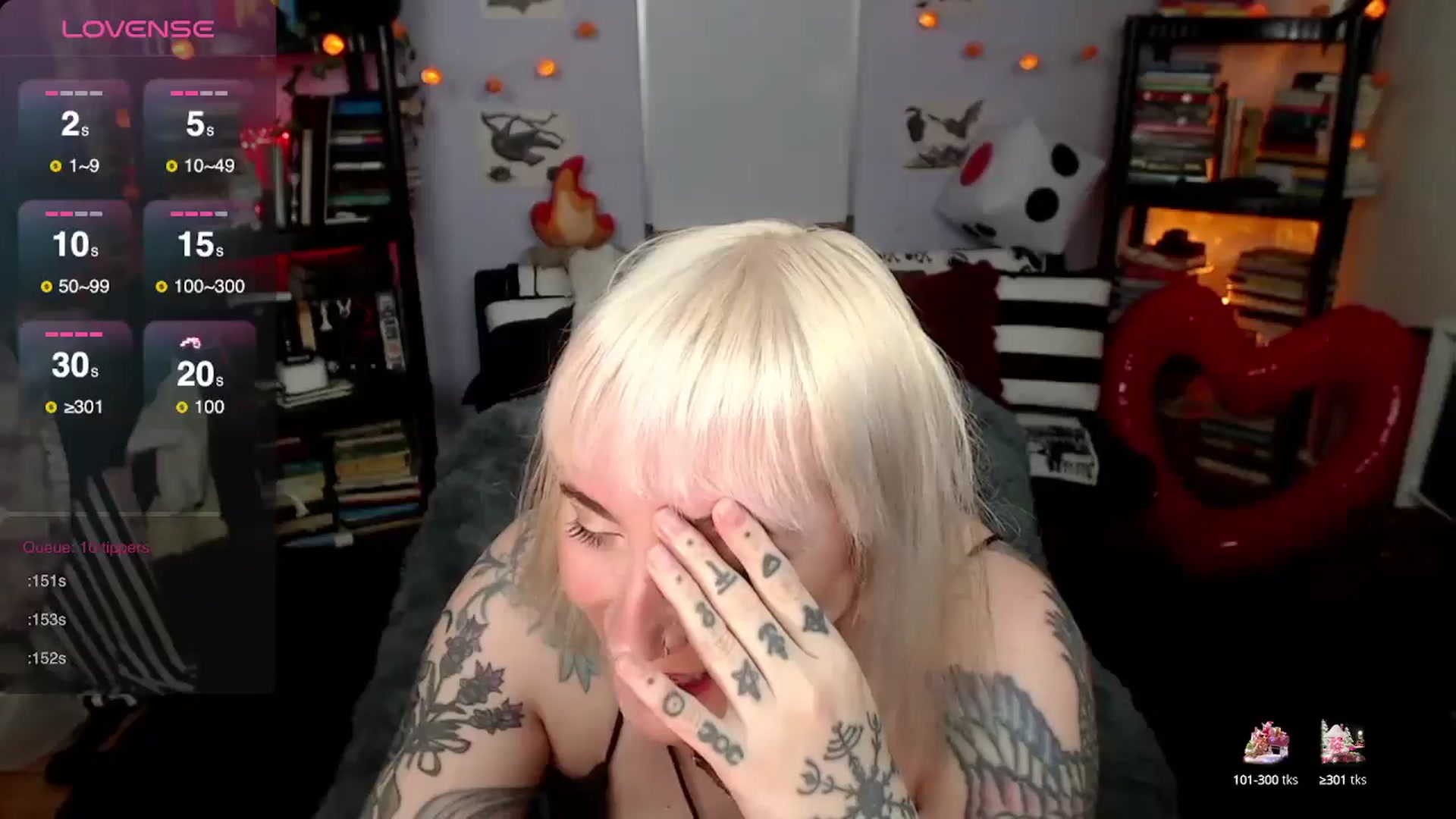 Gallery image thumbnail from AxeHallow's myfreecams stream on, 03/23/2025, 21:59 image 10 of 20