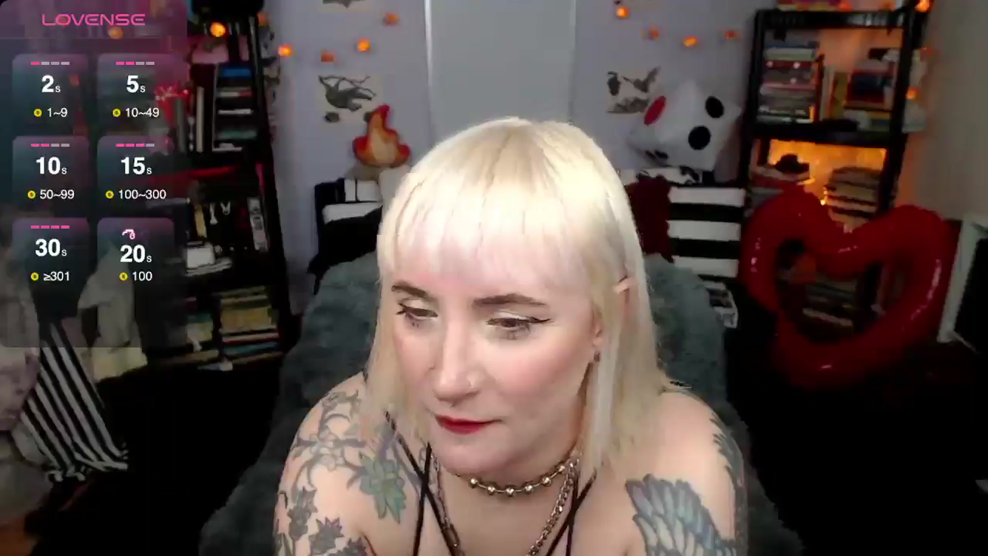 Gallery image thumbnail from AxeHallow's myfreecams stream on, 03/24/2025, 24:00 image 15 of 20