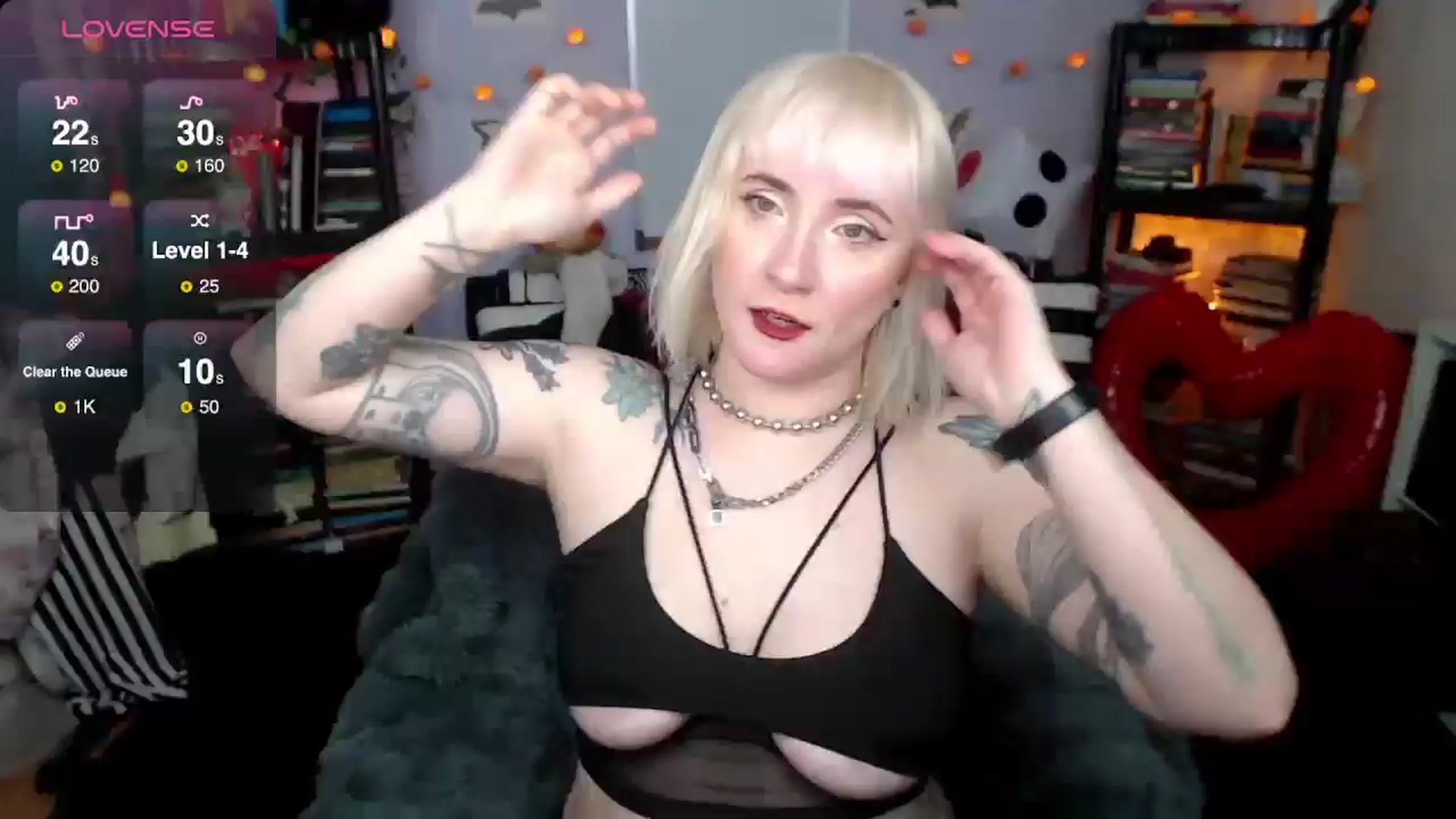 Gallery image thumbnail from AxeHallow's myfreecams stream on, 03/24/2025, 02:32 image 1 of 20