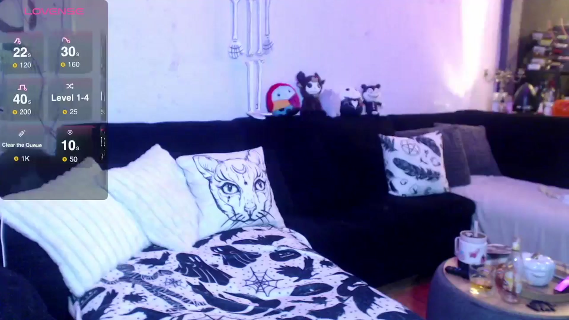 Gallery image thumbnail from AxeHallow's myfreecams stream on, 03/26/2025, 24:02 image 13 of 20