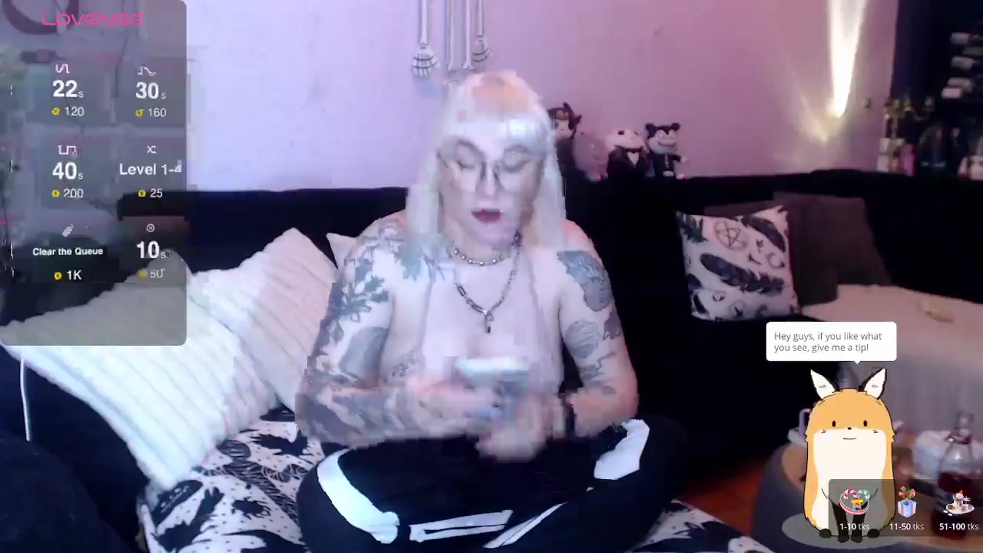 Gallery image thumbnail from AxeHallow's myfreecams stream on, 03/26/2025, 24:02 image 6 of 20