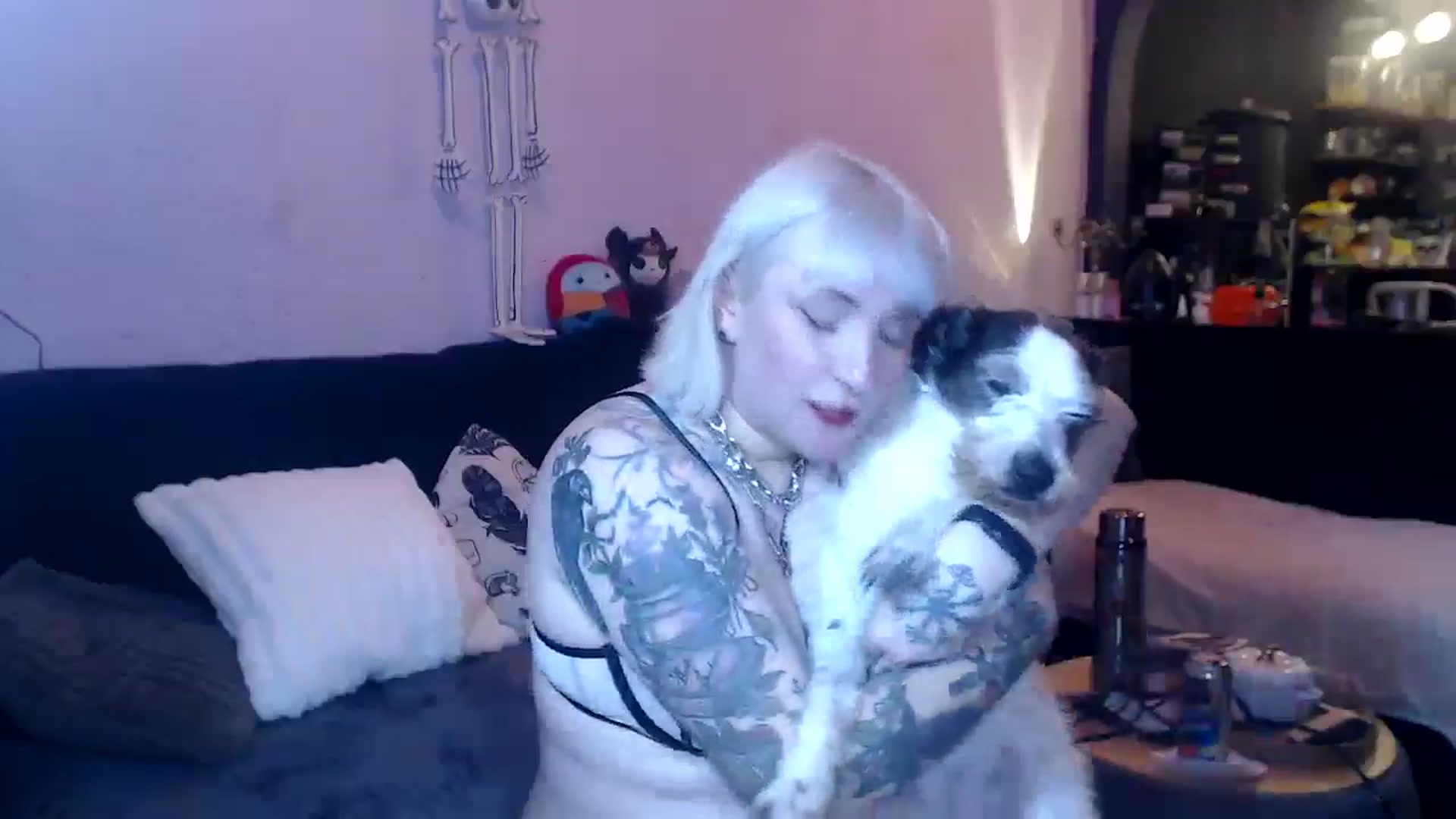 Gallery image thumbnail from AxeHallow's myfreecams stream on, 04/03/2025, 23:57 image 19 of 20