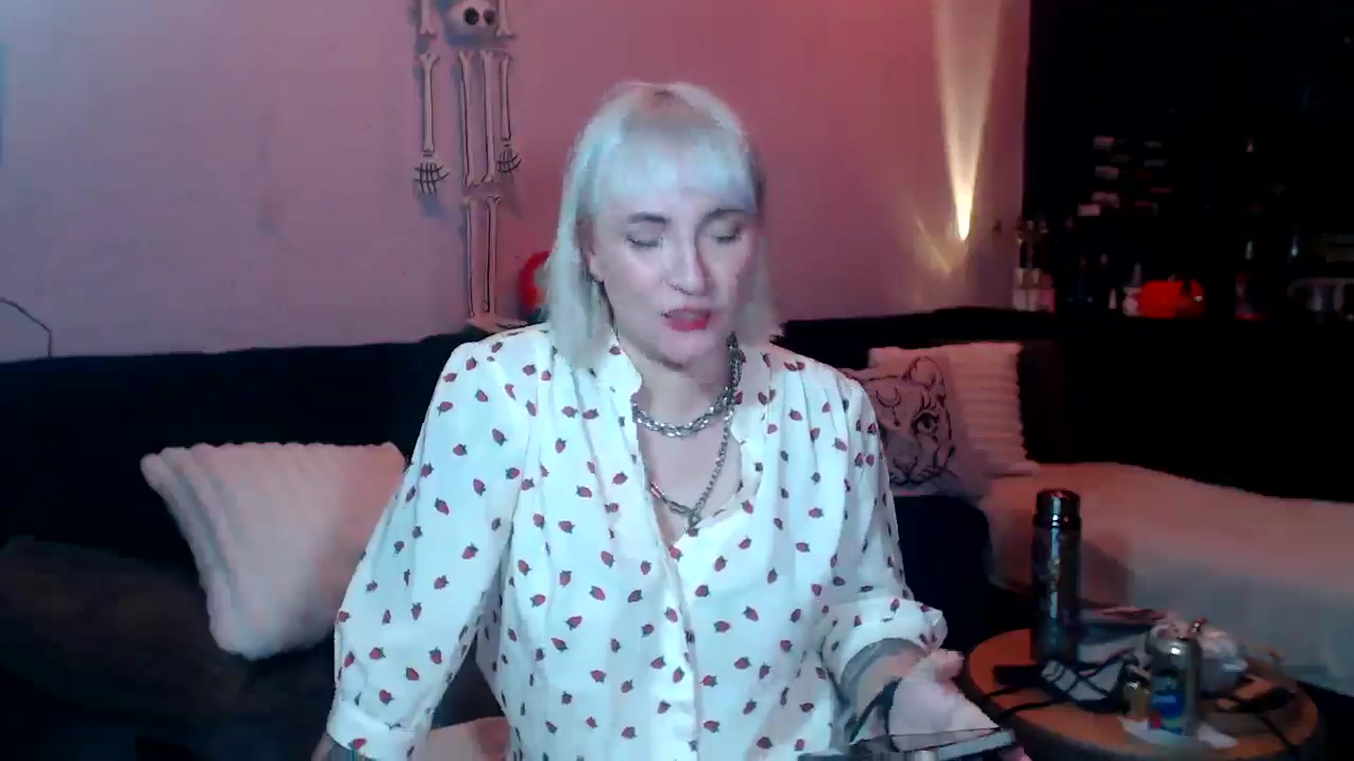 Gallery image thumbnail from AxeHallow's myfreecams stream on, 04/03/2025, 23:57 image 17 of 20