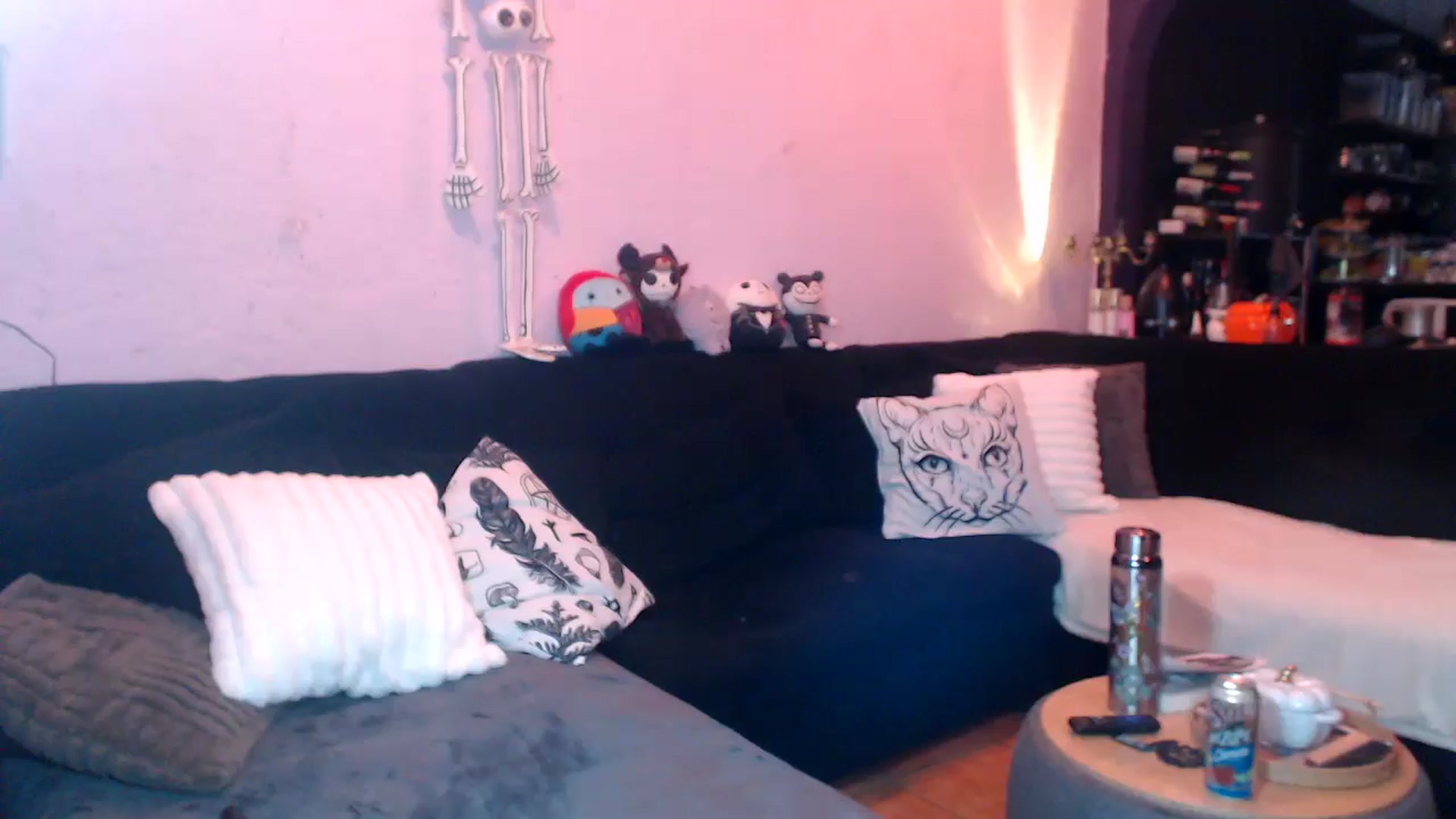 Gallery image thumbnail from AxeHallow's myfreecams stream on, 04/03/2025, 23:57 image 12 of 20
