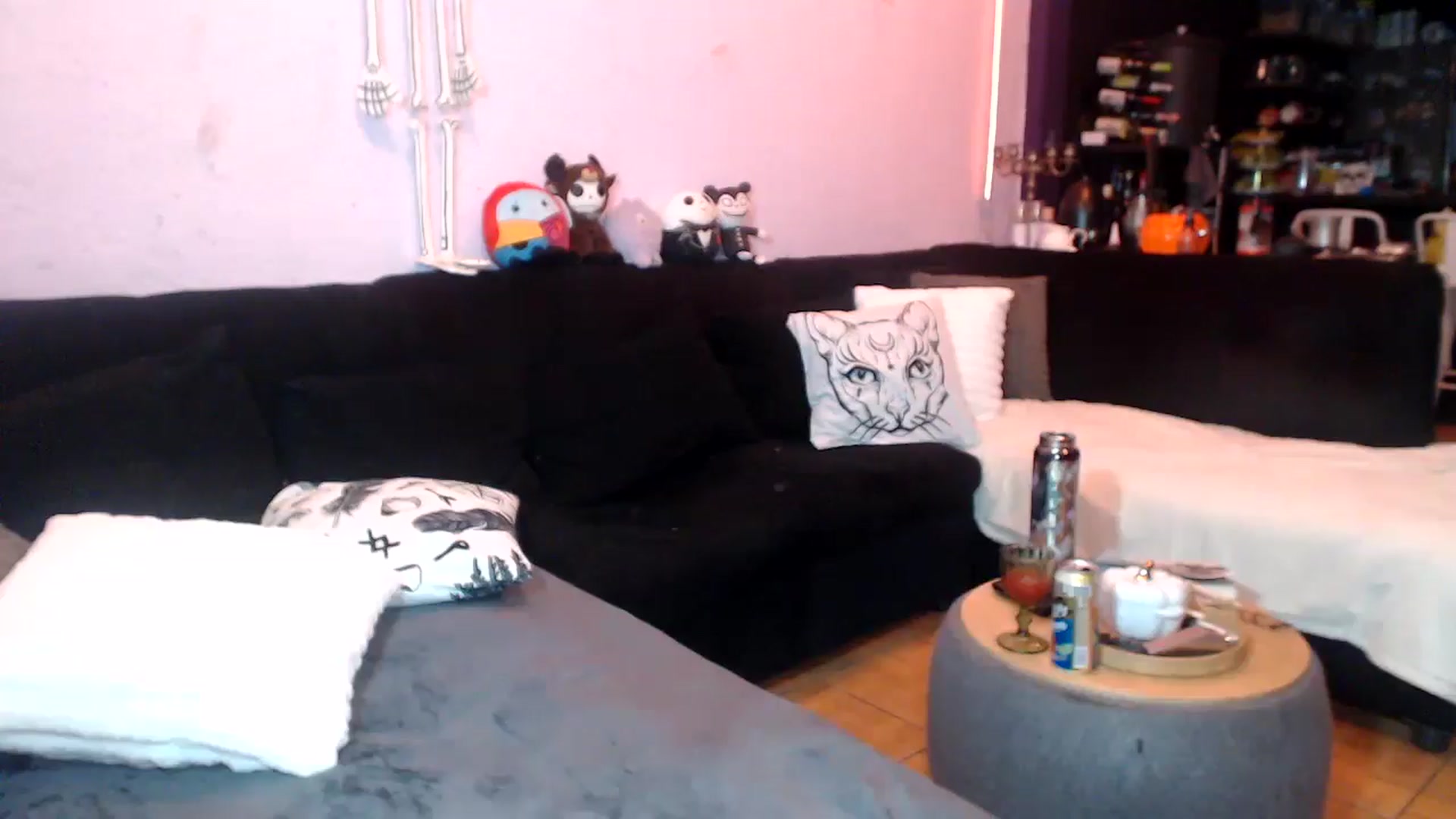 Gallery image thumbnail from AxeHallow's myfreecams stream on, 04/05/2025, 24:41 image 20 of 20